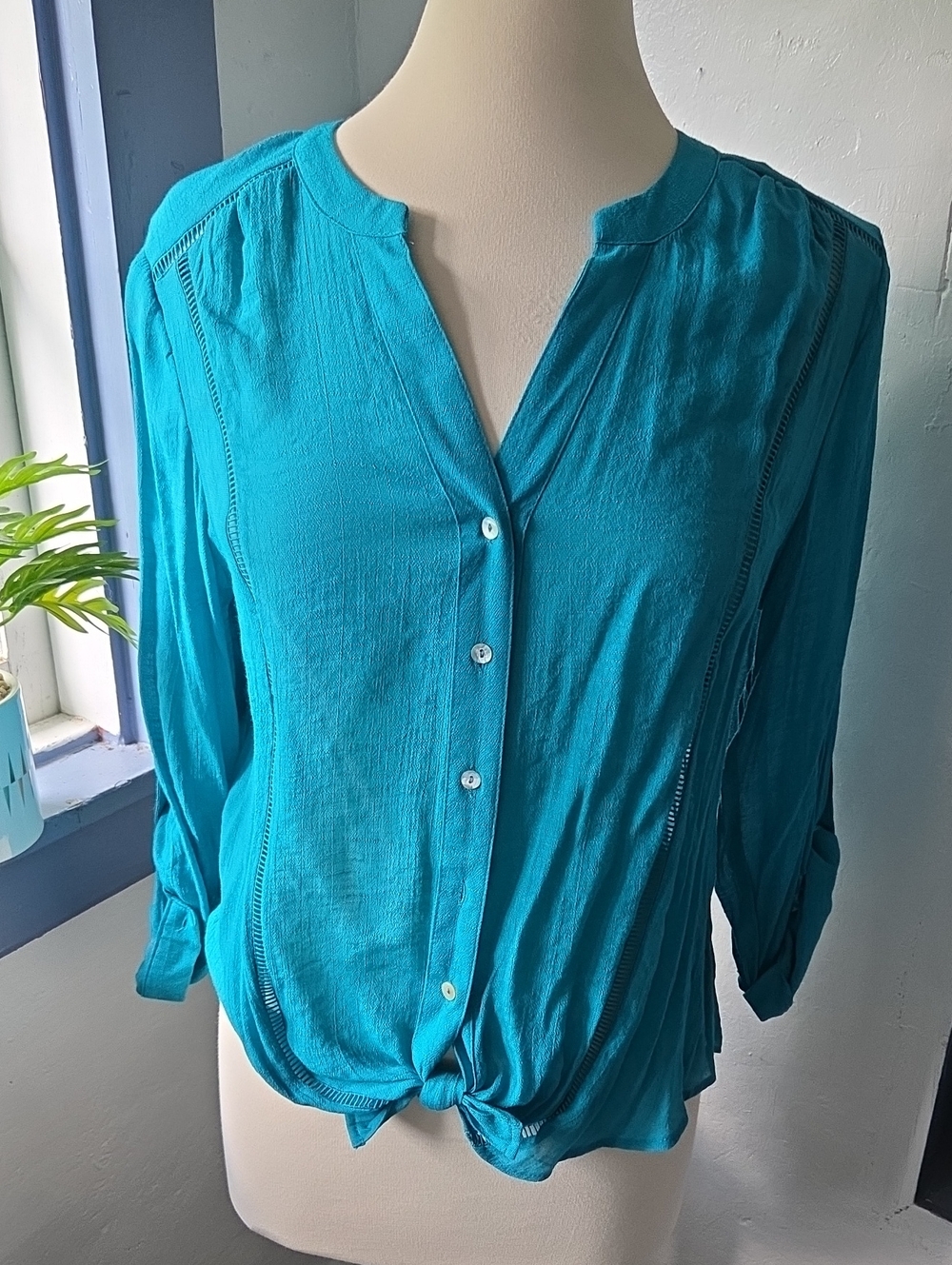 Zac & Rachel Teal Button-Front Tie-Hem Shirt